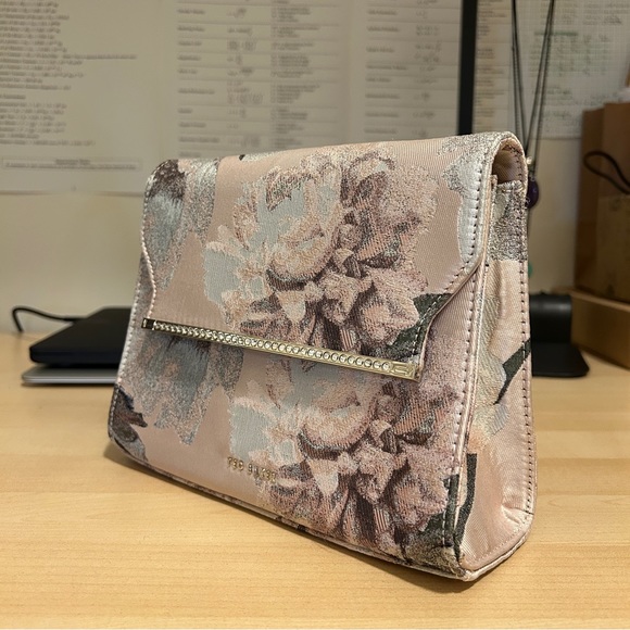 Ted Baker Floral Crossbody/Shoulder Bag - Picture 4 of 4